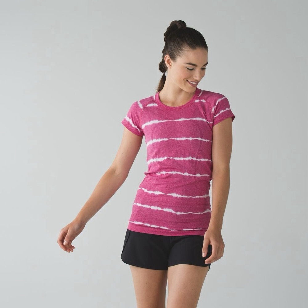 Lululemon athletica Swiftly Run Tee in Tie Dye Pink & White